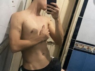 zackary_0 live webcam thumbnail