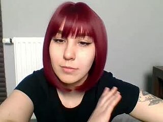 zaradesire live webcam thumbnail