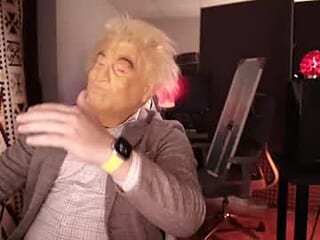 zeigarniktease live webcam thumbnail