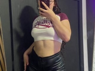 ZoeSinclaiir1 live webcam thumbnail