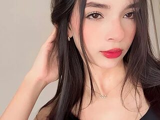 Zoe_444 live webcam thumbnail