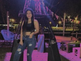 Zoe_White_ live webcam thumbnail