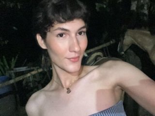 Zoe_Wolf live webcam thumbnail