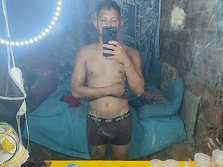 zoi2324 live webcam thumbnail