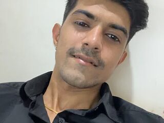 zxcvgf12300 live webcam thumbnail